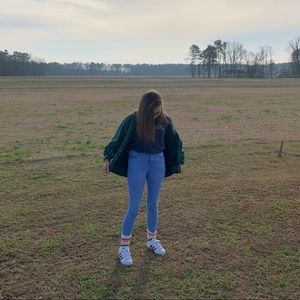 Meet your Posher, Sydney